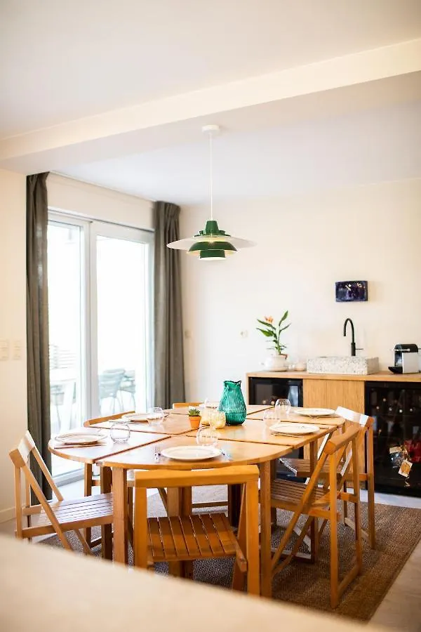 Villa Mistral : Strandhuis Voor 10 Personen 브뤼헤