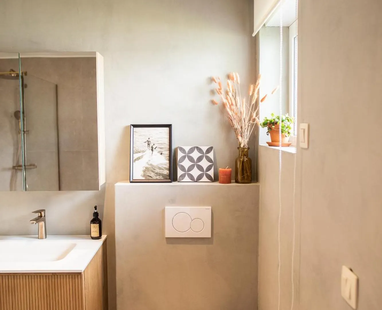Villa Mistral : Strandhuis Voor 10 Personen 브뤼헤 벨기에